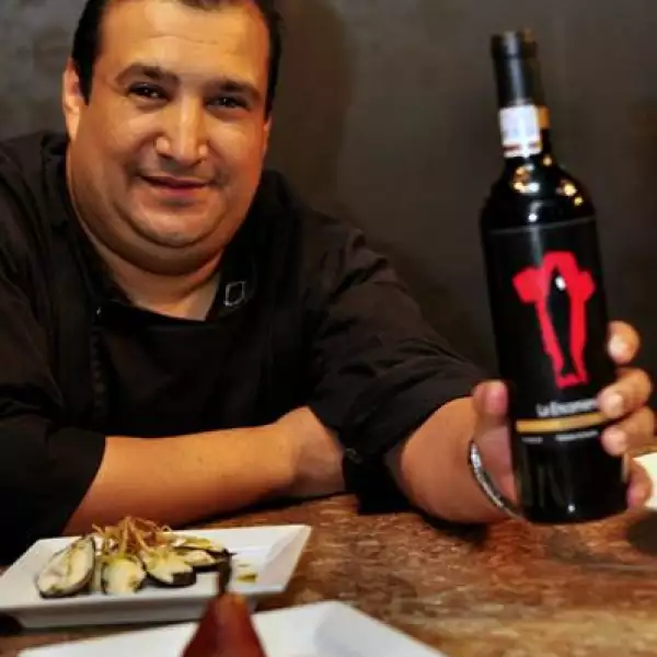 Chef Riacardo Pérez