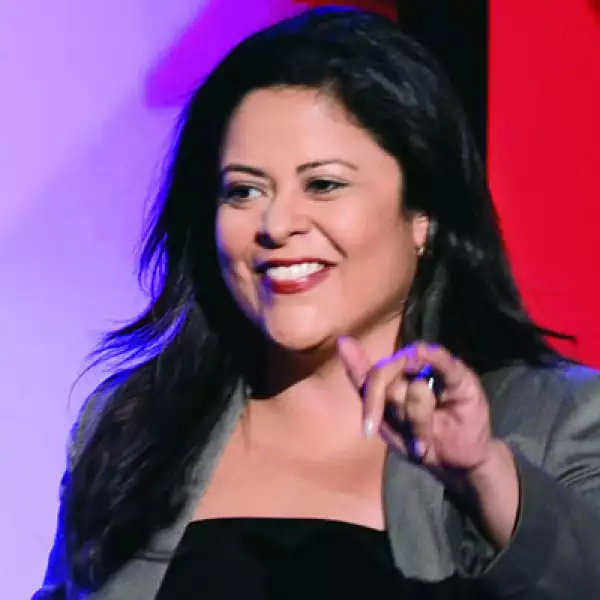 Maya Soetoro es 9 años menor e hija de Stanley y Lolo Soetoro, quien se casó con su madre. El ahora presidente fungió como un verdadero hermano mayor en su infancia.