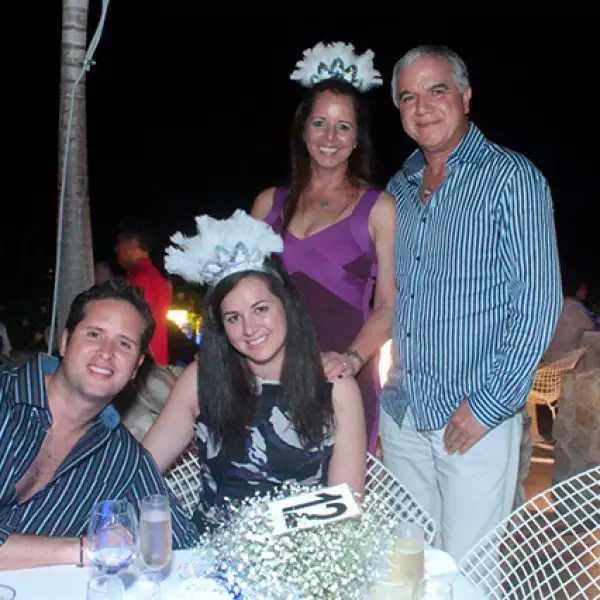 Begoña Pasquel y Alix Aspe