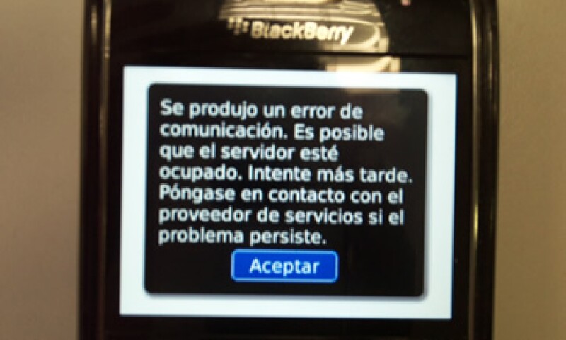 Research In Motion se disculpó este miércoles por las fallas en el servicio de mensajería de BlackBerry. (Foto: Especial)