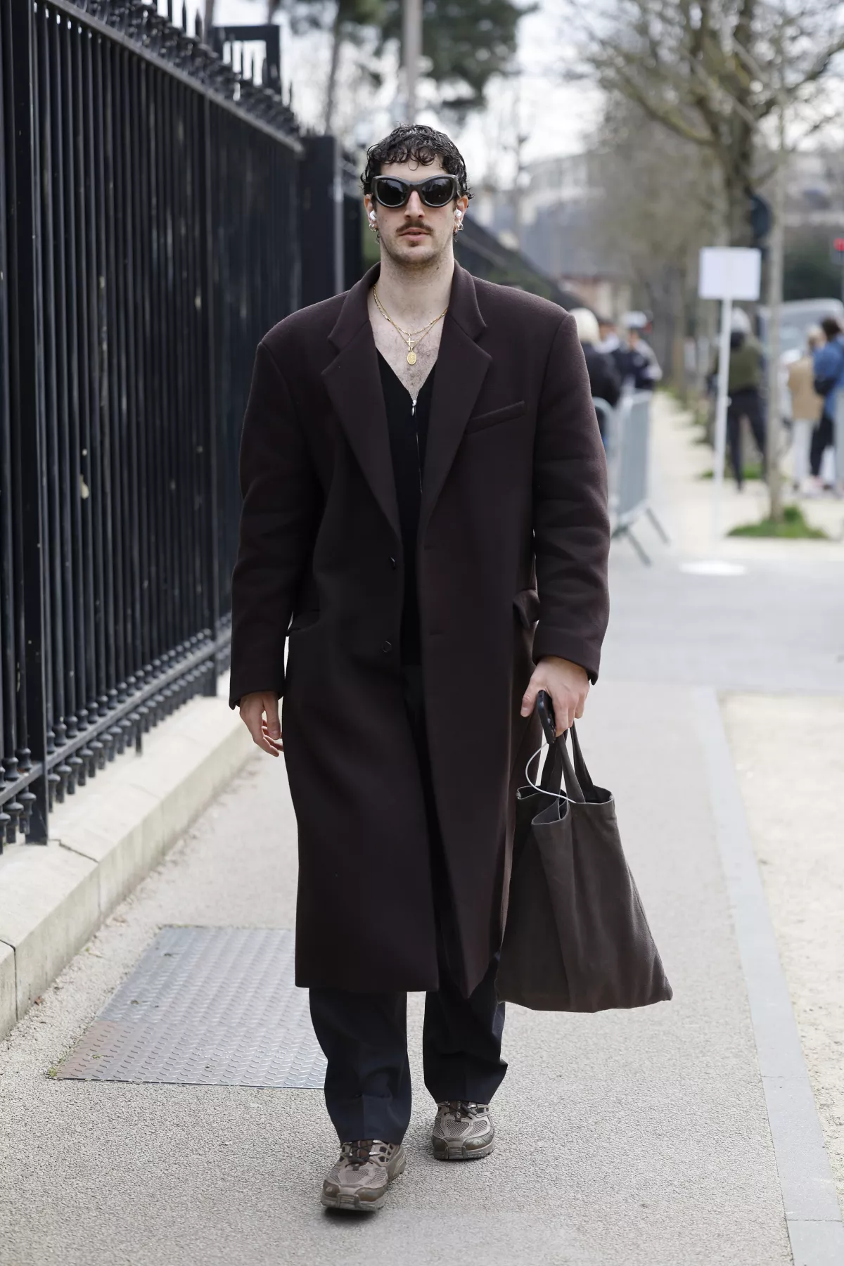 Street Style - Paris Fashion Week - Womenswear Fall/Winter 2025/2026 - Day Seven