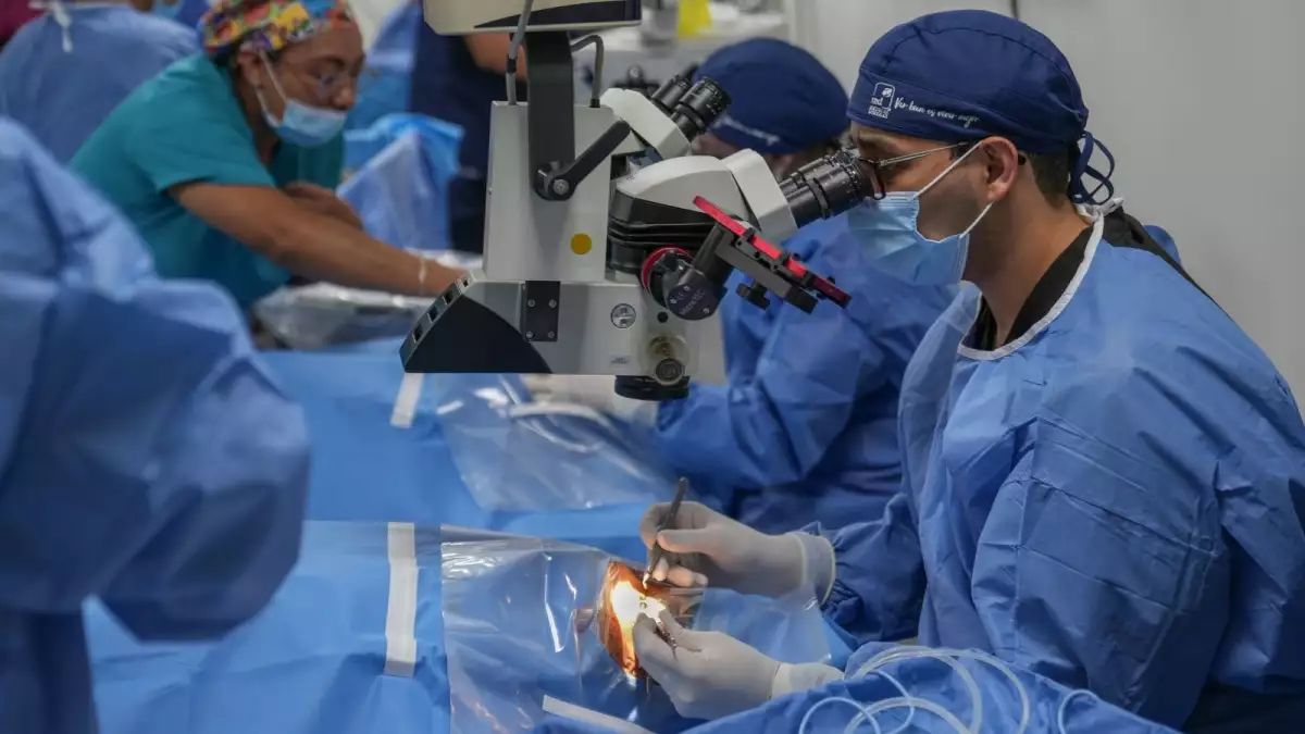 imss-bienestar-operaciones-masivas-cataratas.jpg