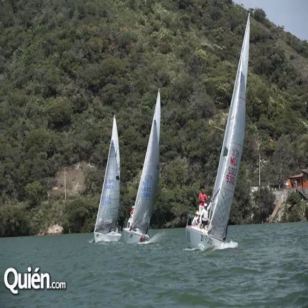 Regata Valle de Bravo