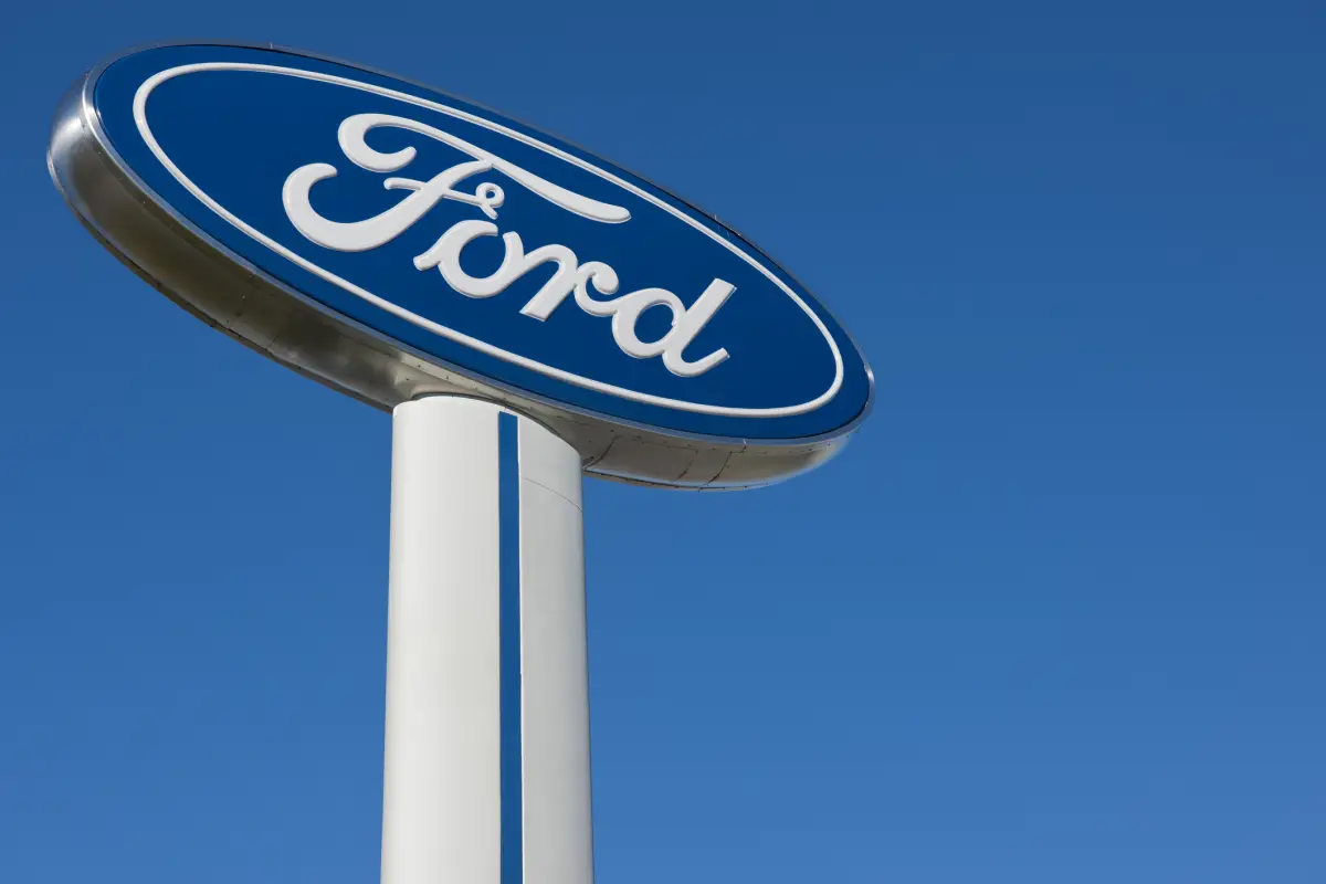 Ford producirá al año más de 80,000 camionetas eléctricas en 2024