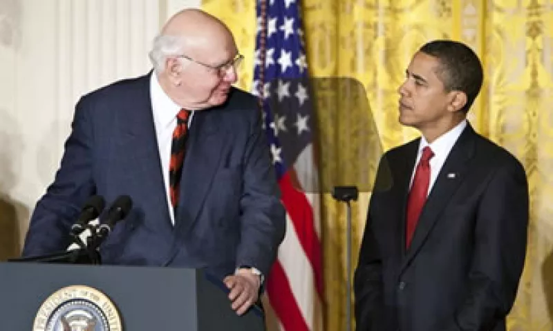 La regla toma el nombre del expresidente de la Fed Paul Volcker (izq). (Foto: Getty Images)