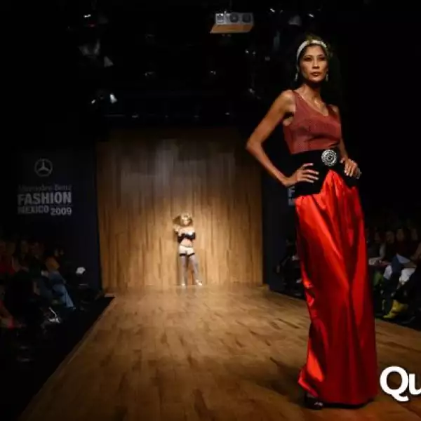 MF Pasarela Lydia Lavín