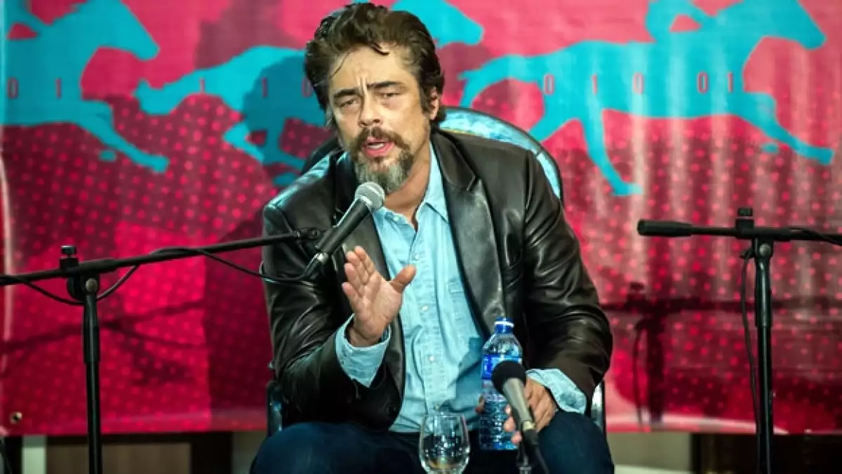 benicio del toro conferencia