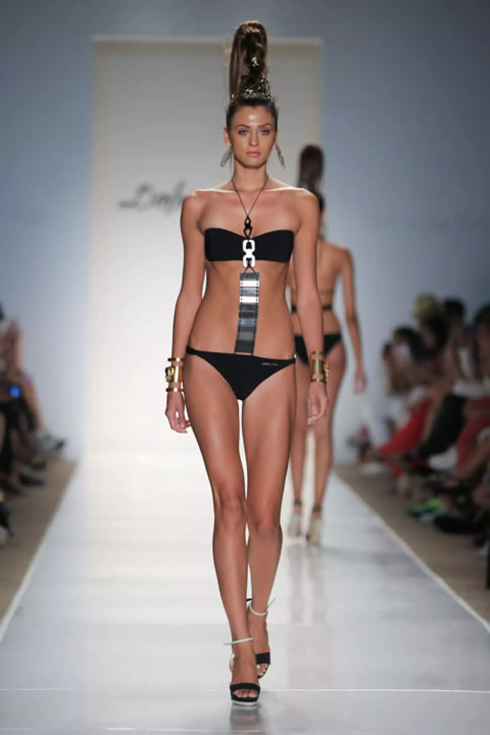 Dolores Cortés Swimwear