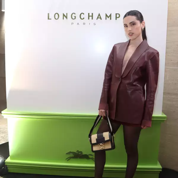 IVANNA PENICHE00001.JPG