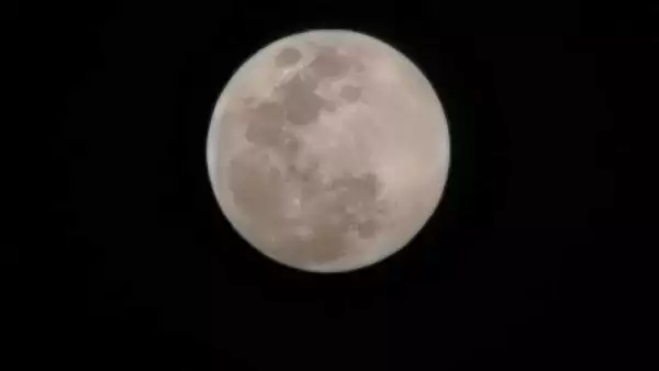 Las caras de la Luna