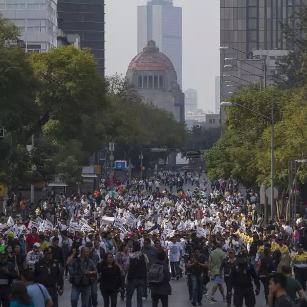 Hacia el Zócalo