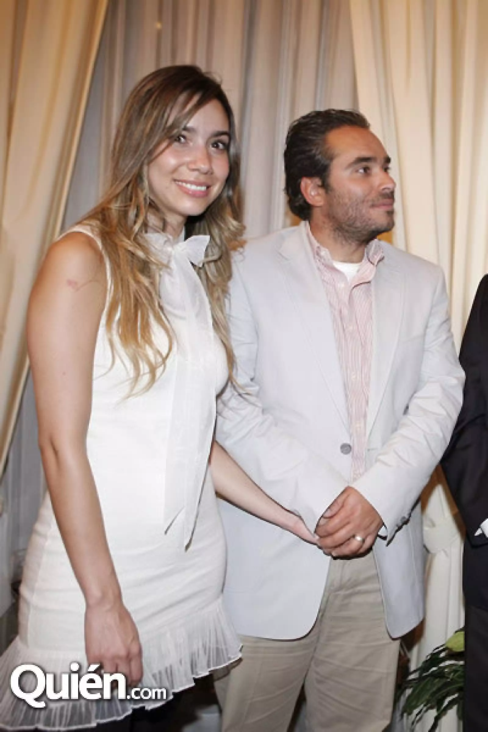 Jimena Cuervo,Paul Abed