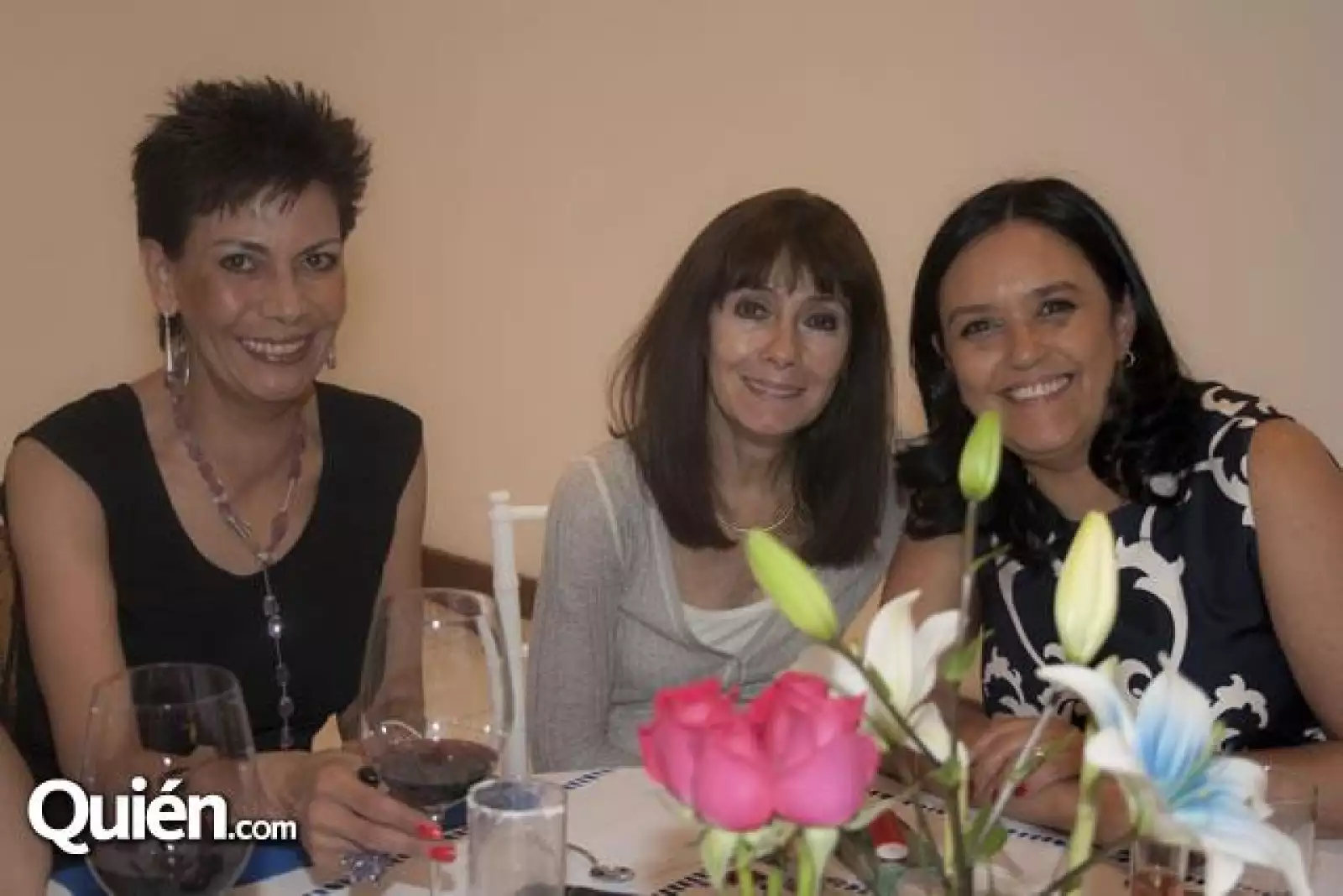 Adriana Borjas,Mati de Montero y Anita Barrios