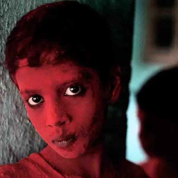 El fotógrafo Steve McCurry pasa revista a su carrera