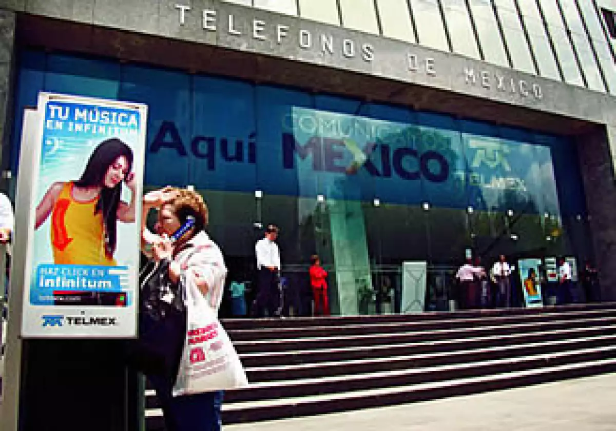 Telmex tiene más de 6 millones de suscriptores de Internet. (Foto: Procesofoto)
