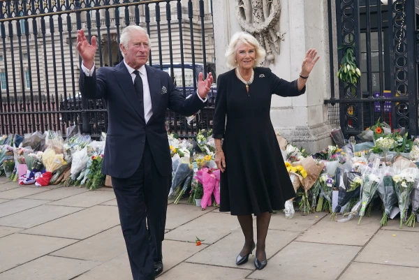 Charles Returns To London A King