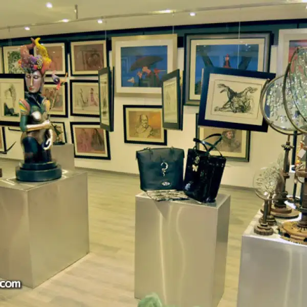 Coctel en la Galería db
