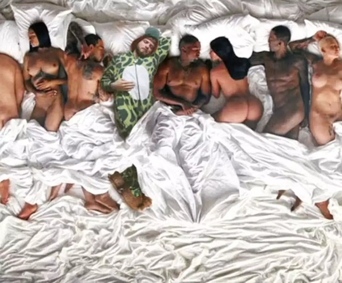 La famosa escena de desnudos en el video de Kanye.