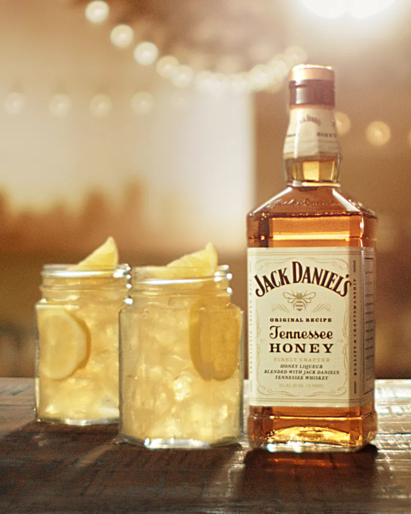 Life and Style Día Abejas 2.jpg