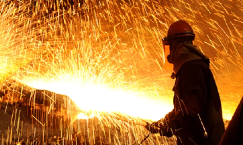 El acuerdo prevé el pago de 1,700 mdd en adeudos por un plazo de tres años. (Foto: iStock by Getty)