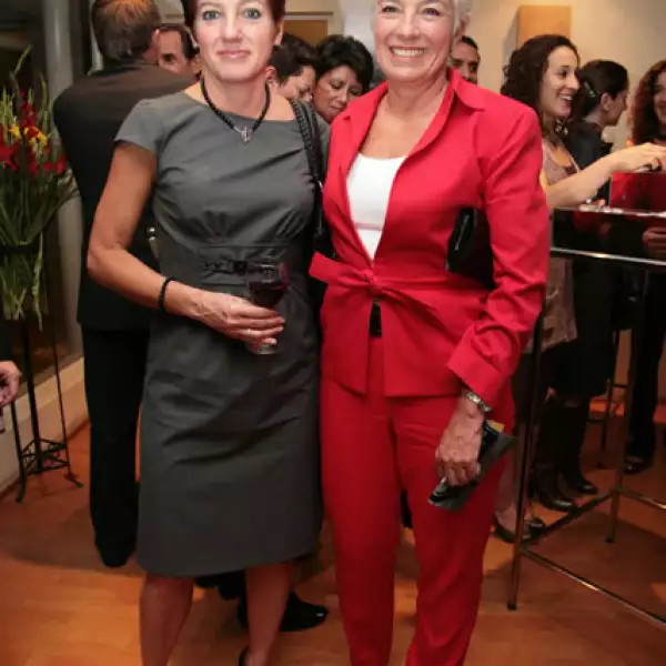 Joyeria diseñada con botones