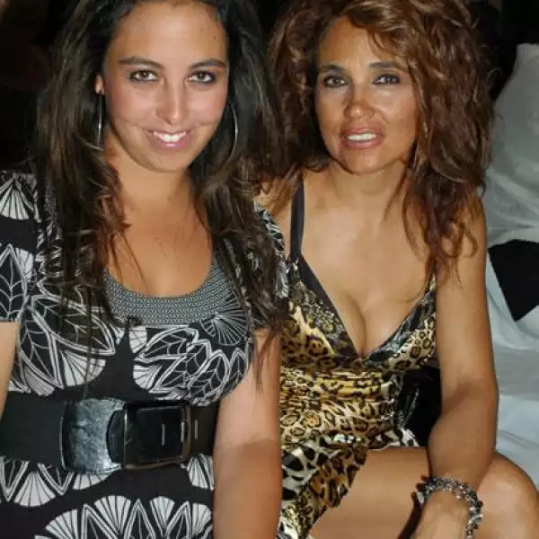 Desfile Elda Watanabe