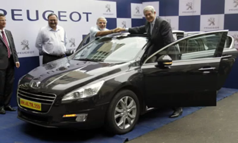 Peugeot es una de las compañías más golpeadas por la baja demanda de autos en Europa. (Foto: Getty Images)