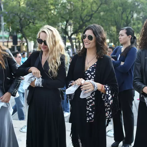 Mercedes Benz Fashion Week: Pasarela de Kris Goyri