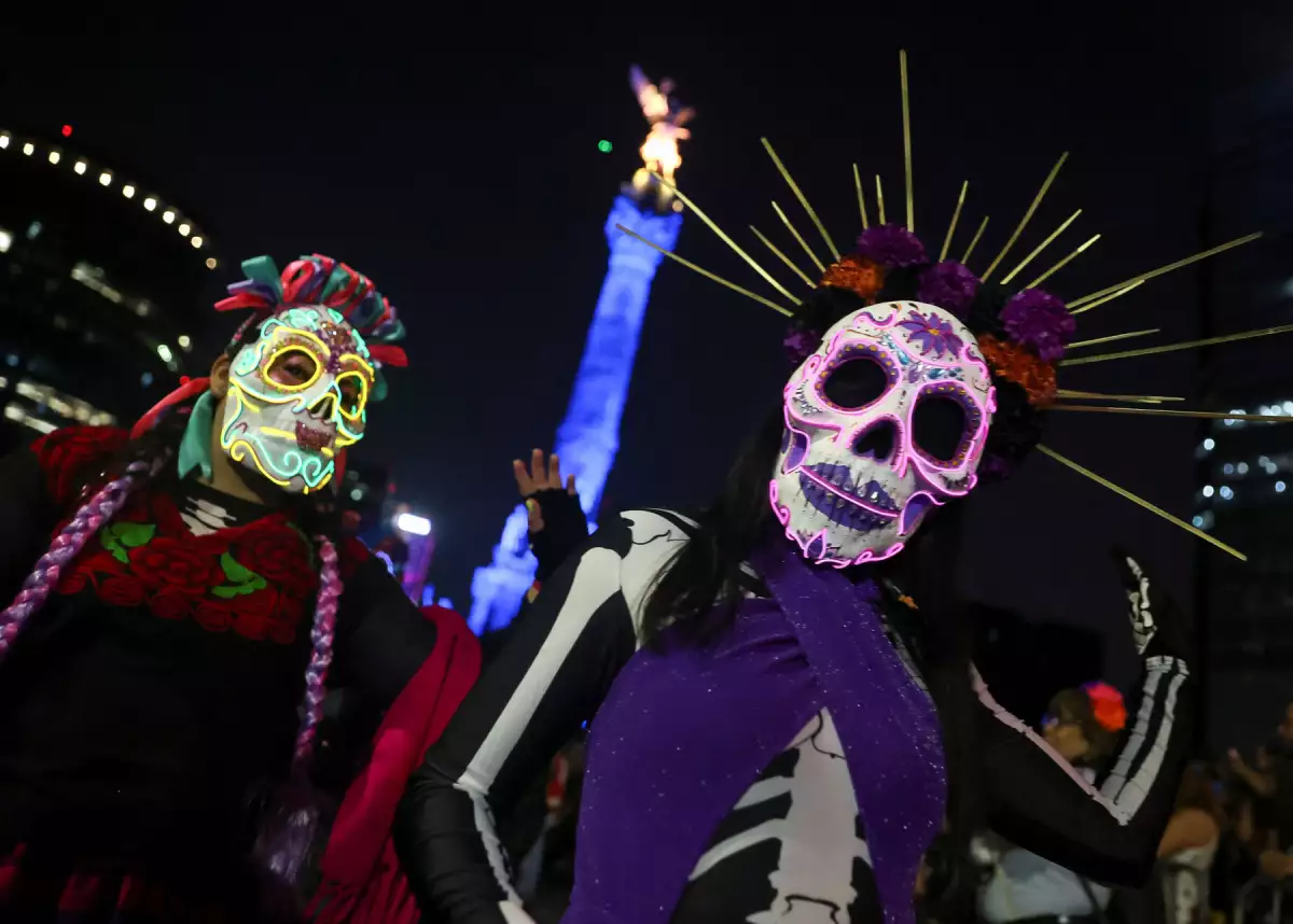 Megaprocesión de Catrinas 2025 en CDMX: fecha, ruta, alternativas viales y consejos para asistir al desfile