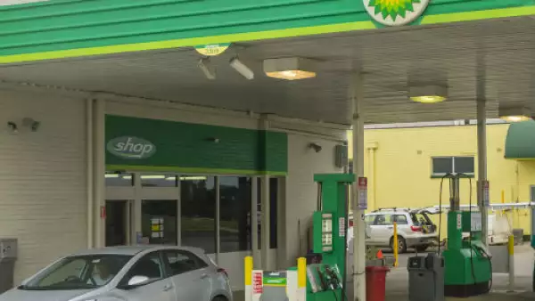 British Petroleum BP gasolinera