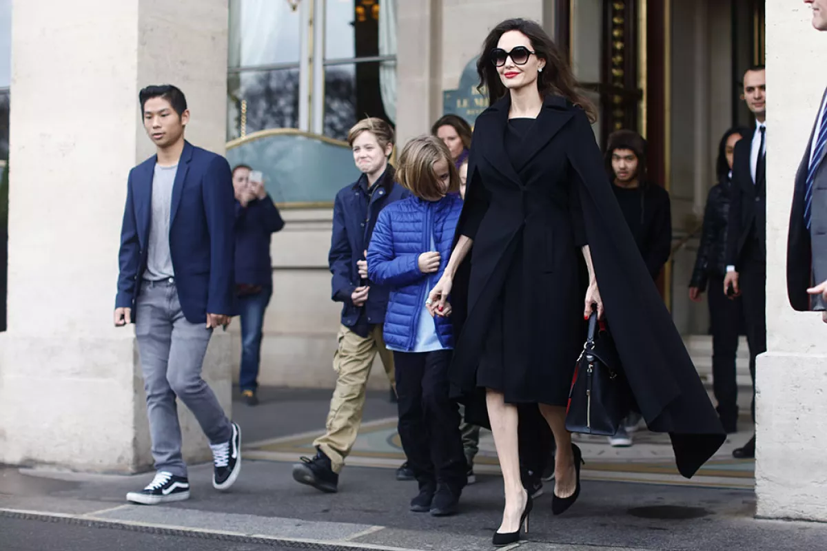 Angelina Jolie y sus hijos