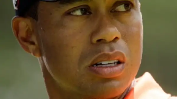 El deportista anunció que se separará por tiempo indefinido del golf profesional, para dedicarse a la labor de salvar su relación familiar, dañada por su `infidelidad´.
