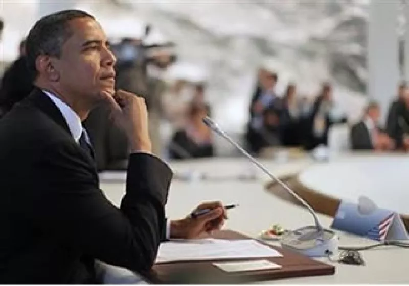 El presidente estadounidense, Barack Obama, participa en una sesión de la cumbre del G8 en Italia. (Foto: Reuters)