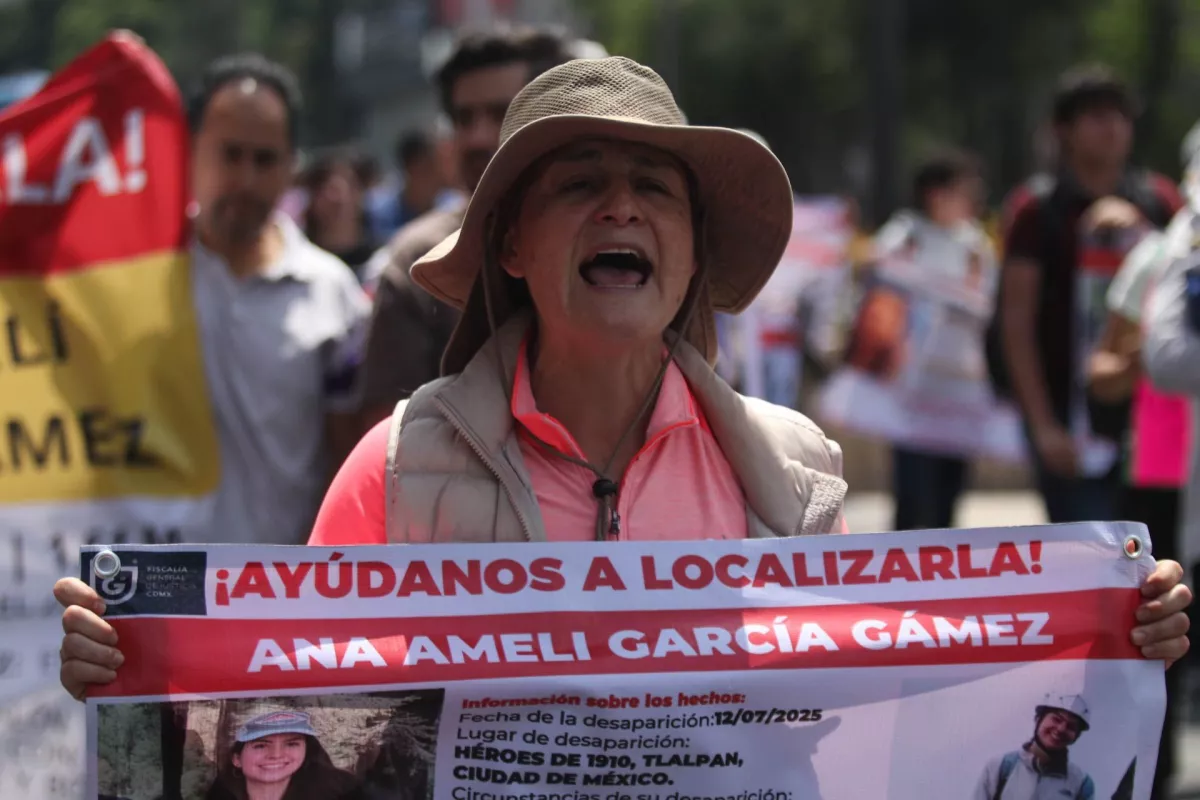 Manifestación Familiares Ameli García