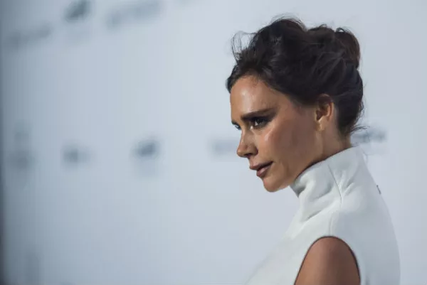 Victoria Beckham busca ganarse un nombre reconocido en el fashion world.