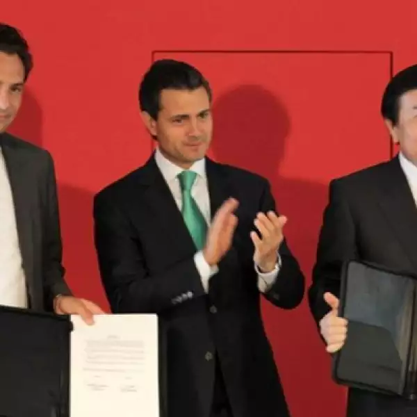 Unas de las actividades del exgobernador del Estado de México en este país asiático fue atestiguar la firma de un acuerdo de colaboración entre Pemex y la firma Mitsui.