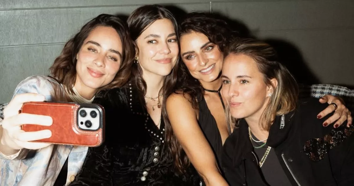 Aislinn-Derbez-Cumpleaños-40