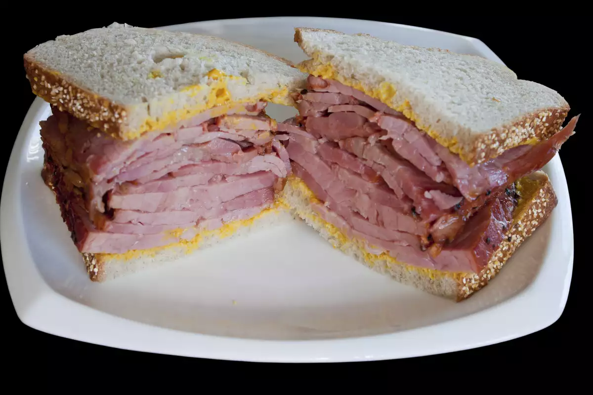 Smoked Meat Sandwhich