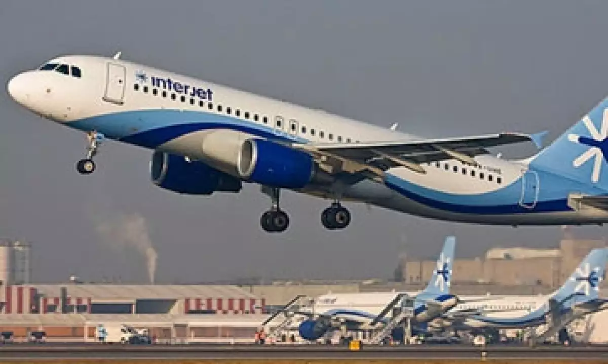 Interjet02