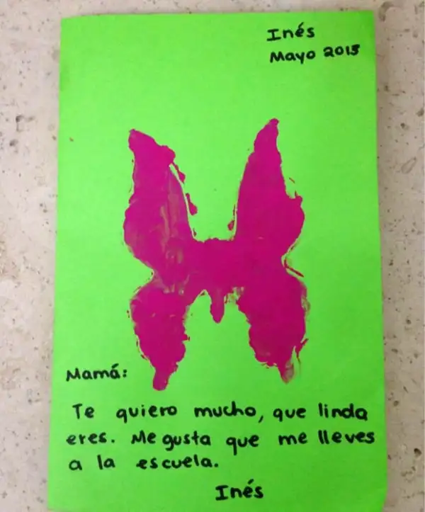 Este es el dibujo que Inés Gómez Mont recibió de parte de su hija.