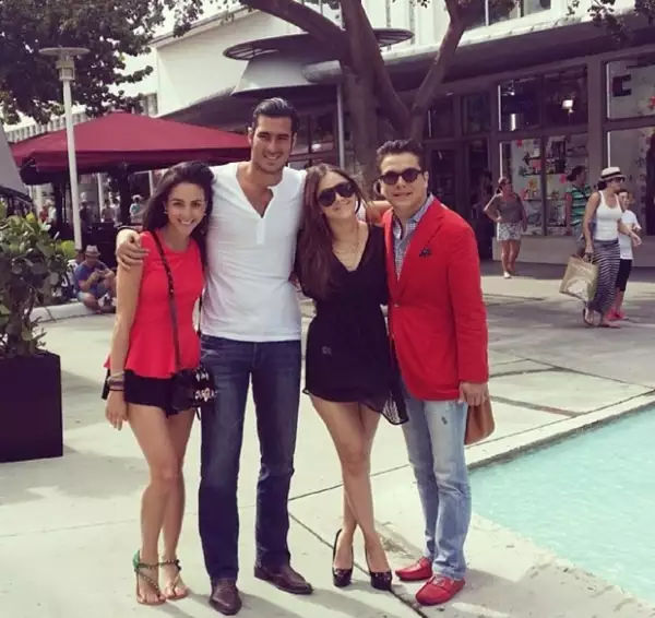 Chantal, Miguel Torruco, Sherlyn y Gerardo Islas pasaron una tarde entre amigos en Miami. Al parecer se reúnen constantemente por motivos de trabajo.