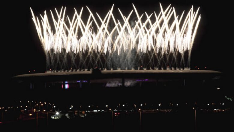 Los organizadores prometieron la ceremonia más grande que se haya visto en América Latina. La fiesta, en la que participaron más de 3,000 personas, no defraudó.