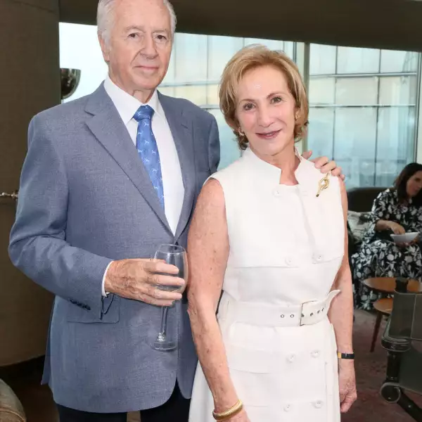 Exposición de cuadros de polo y caballos de Nieves Guerra Cosio