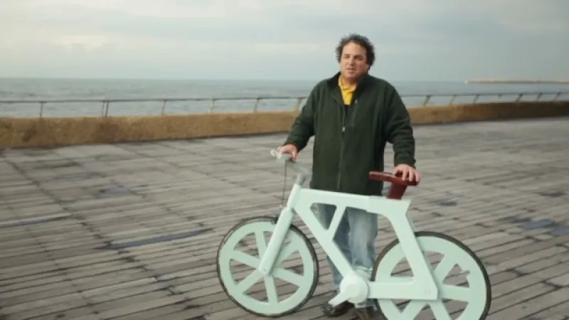 bicicleta de carton Izhar Gafni 