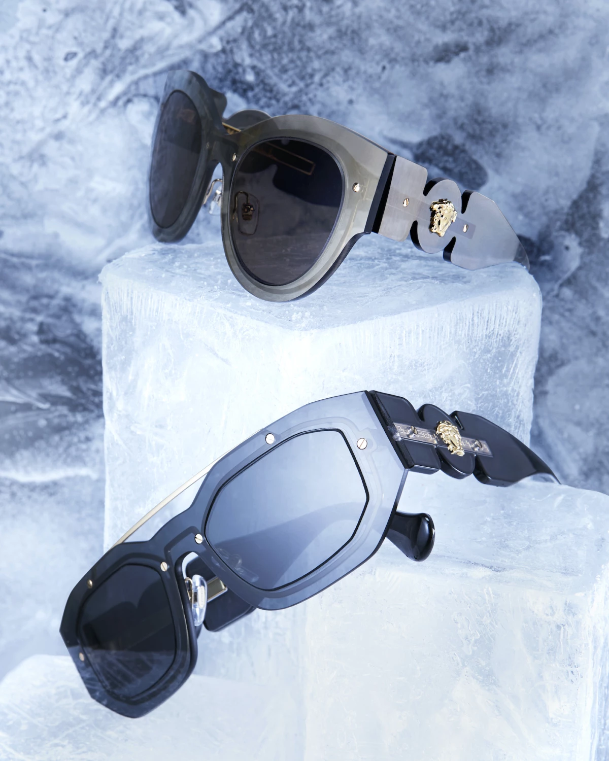 Life and Style Versace 1.jpg