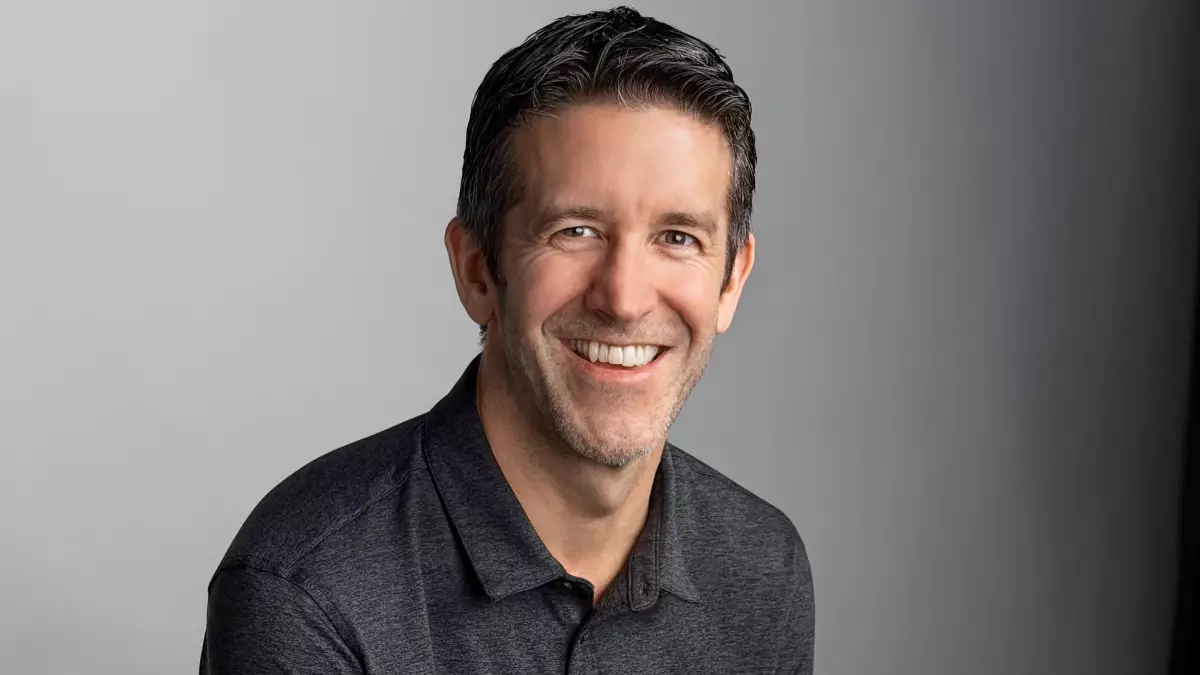 El posible heredero de Apple: quién es John Ternus y por qué podría reemplazar a Tim Cook como CEO