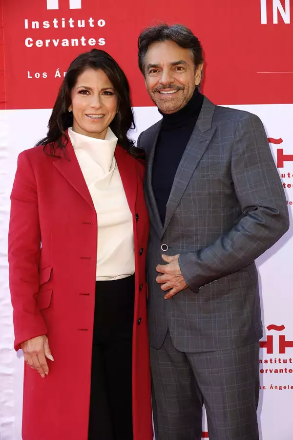 Alessandra Rosaldo niega crisis matrimonial con Eugenio Derbez