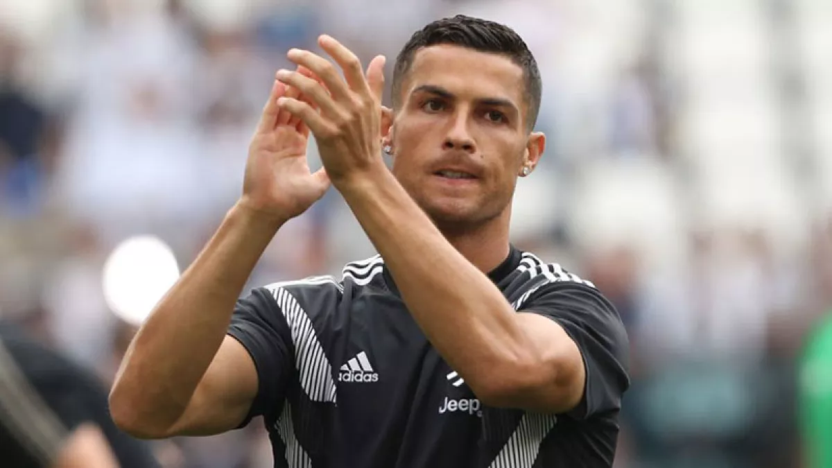 Cristiano Ronaldo Photobombing