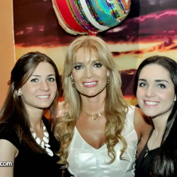 Catalina Poblete, Verónica Lepeley Cambiaso y Javiera Poblete