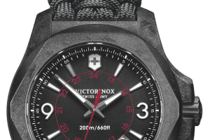 I.N.O.X. Carbon